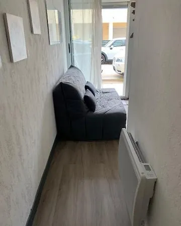 Studio Canet-En-Roussillon * Кане